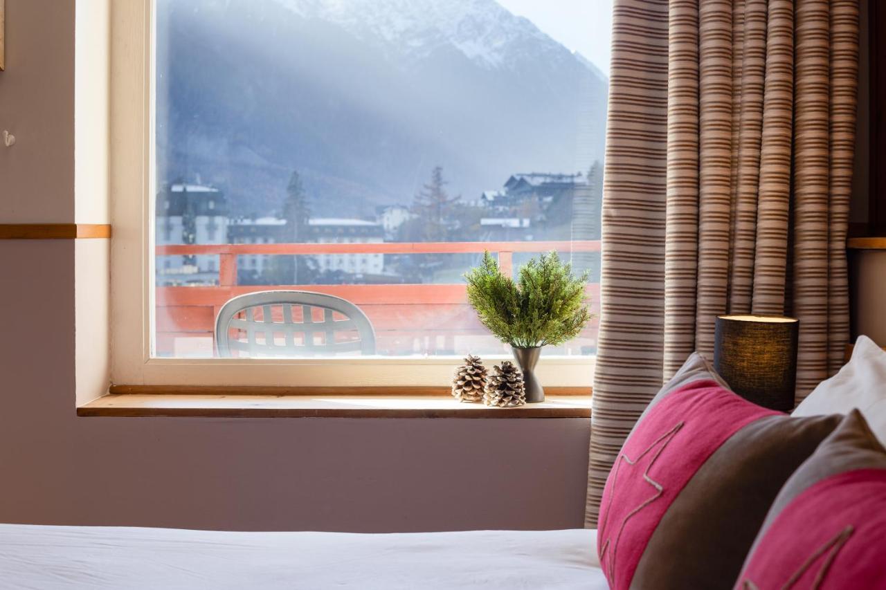 Chalet Hotel La Sapiniere Chamonix ภายนอก รูปภาพ