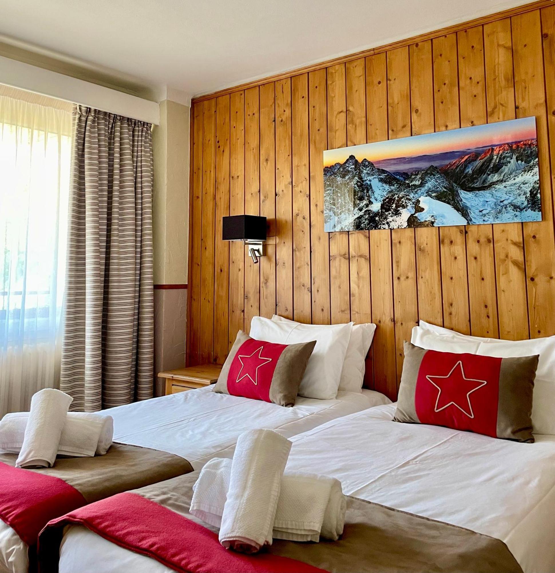 Chalet Hotel La Sapiniere Chamonix ภายนอก รูปภาพ