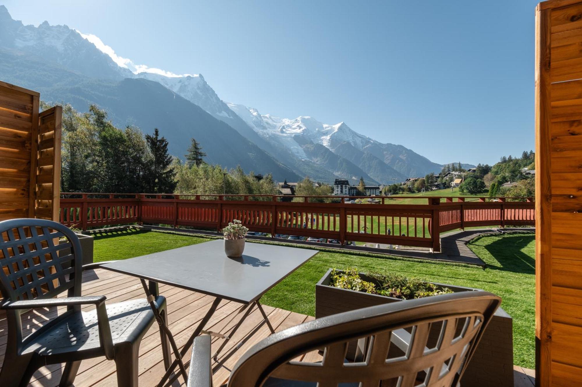 Chalet Hotel La Sapiniere Chamonix ภายนอก รูปภาพ