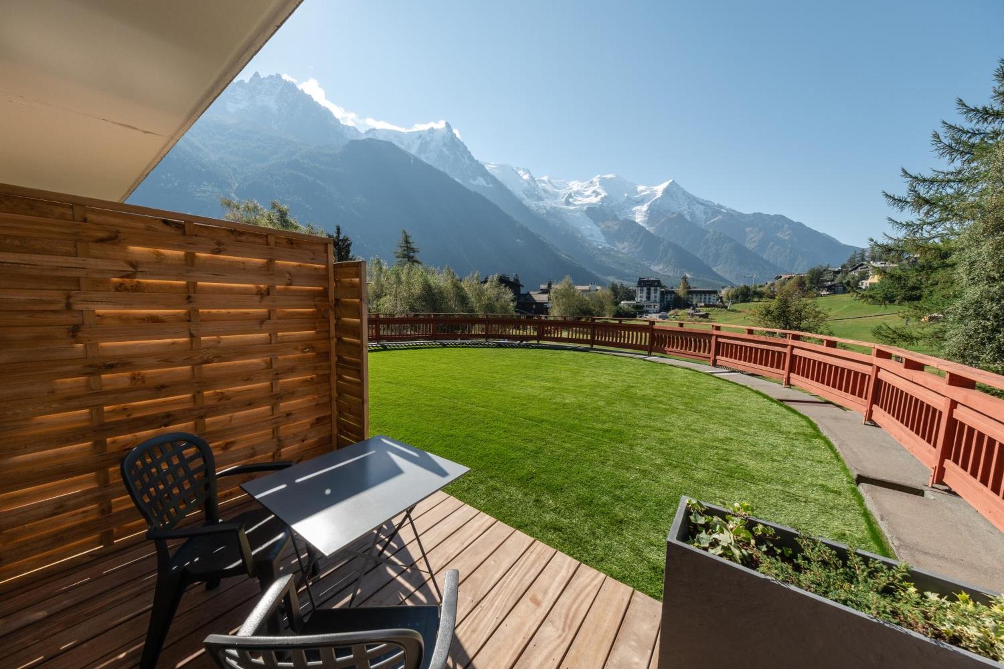 Chalet Hotel La Sapiniere Chamonix ภายนอก รูปภาพ