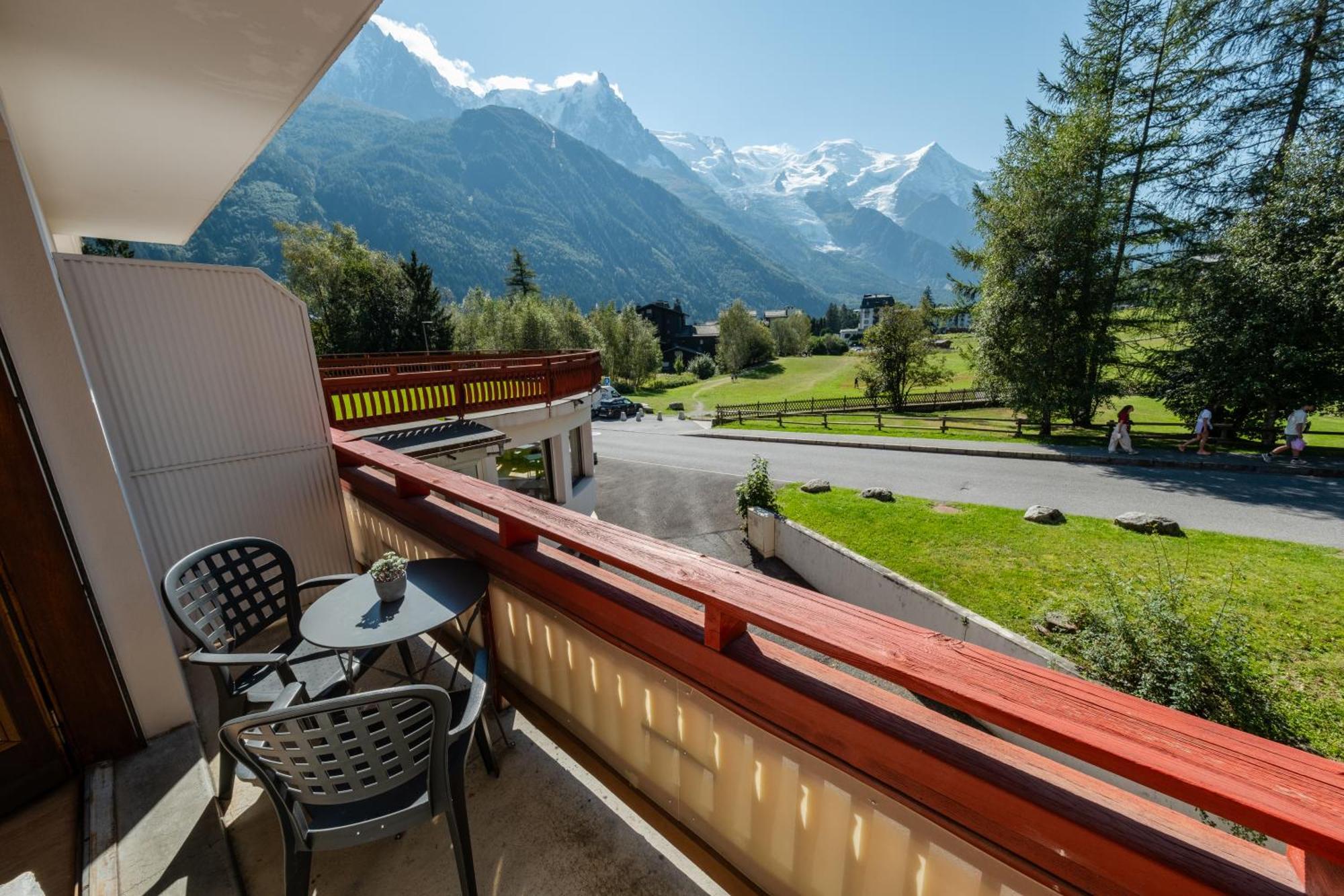 Chalet Hotel La Sapiniere Chamonix ภายนอก รูปภาพ